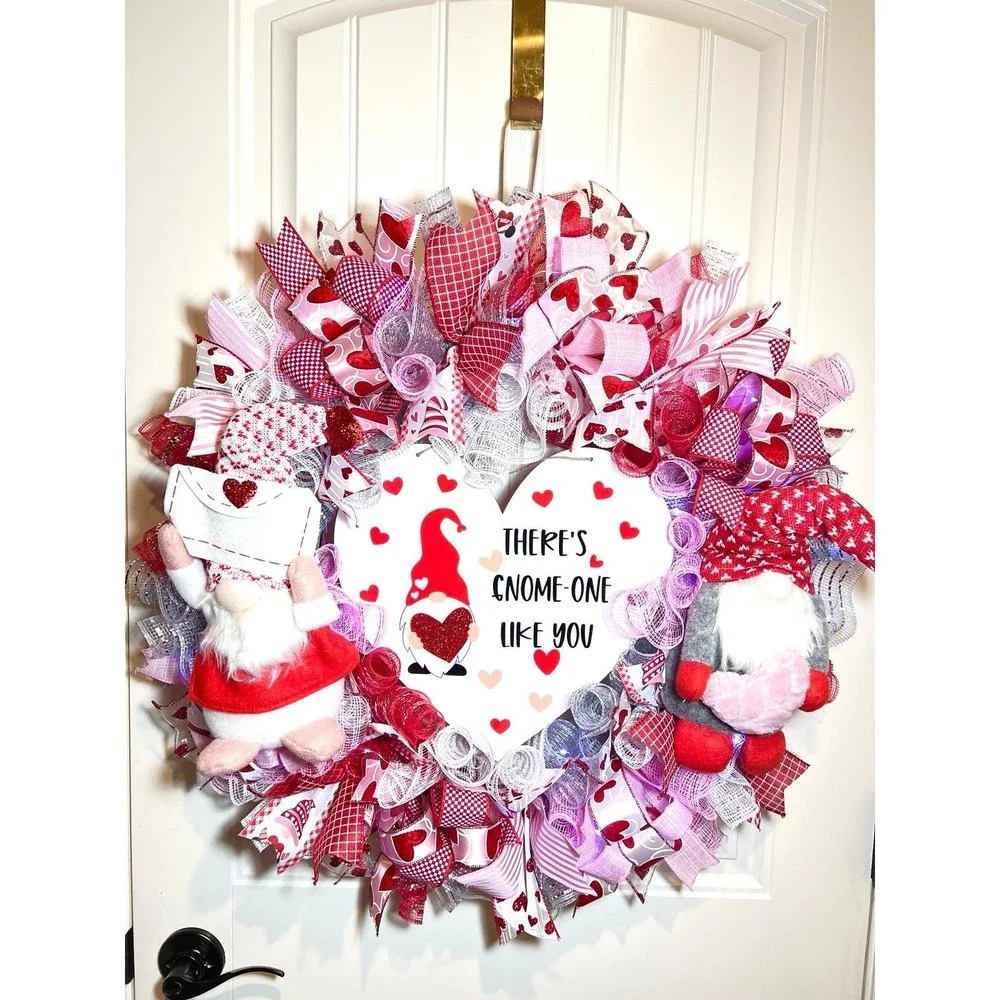 XL Handmade Valentine’s Gnome-one Like You Ribbon Prelit Wreath 26 ins LED XLW7